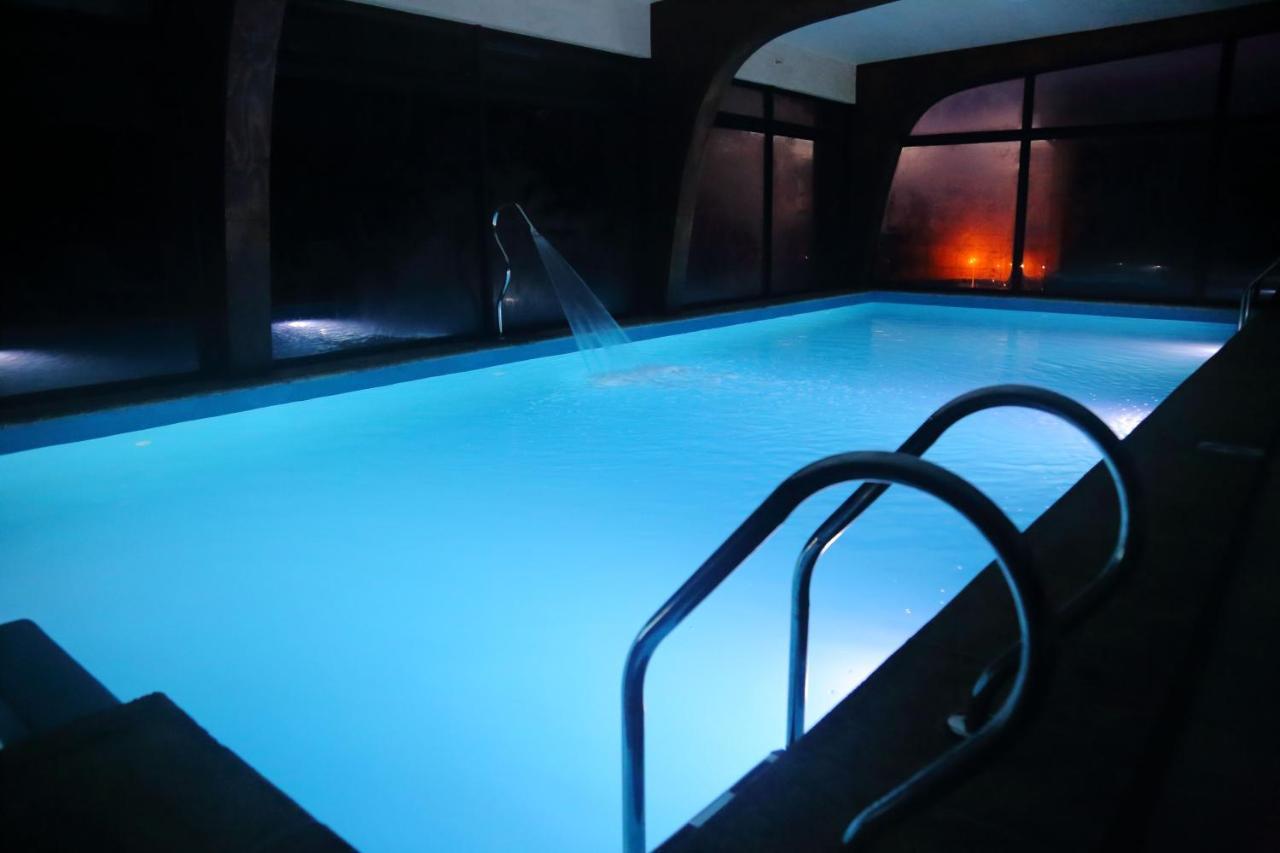 Cabanas Y Spa Costa Patagonia - Piscina Climatizada Пичилему Екстериор снимка